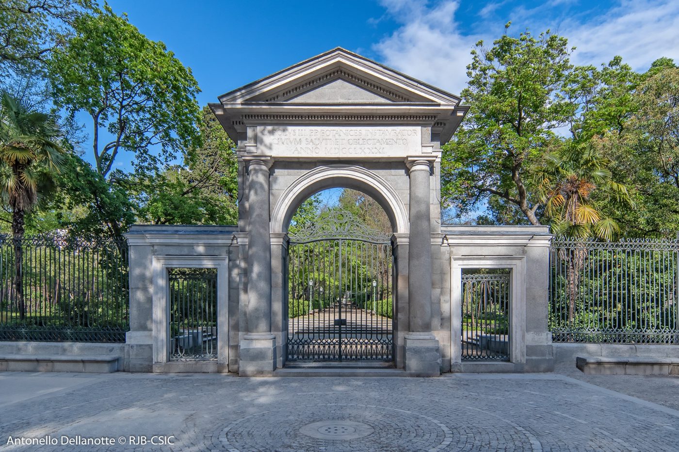 The Puerta Real of the Real Jardín Botánico, a neoclassical gate on the Paseo del Prado